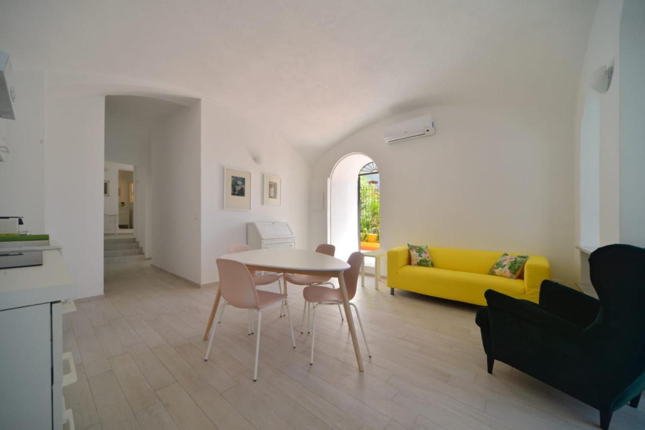 Appartement Bistrot Del Mare à Santo Stefano al Mare Extérieur photo
